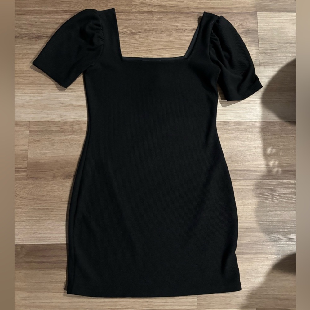 Elegant Black Dress